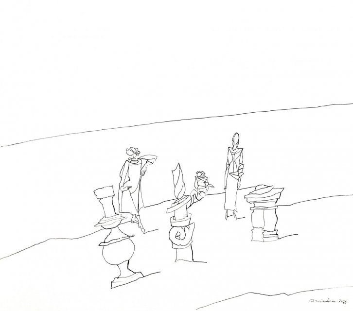 Женщины среди скульптур4194